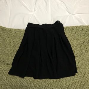 Black pleated skirt